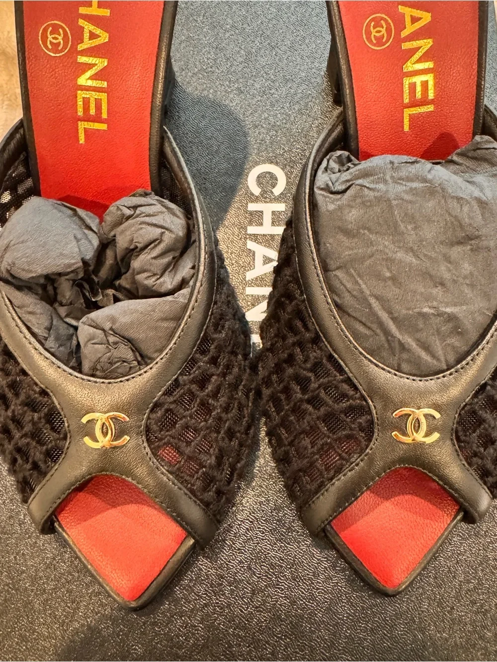 CHANEL Coco beach 37.5 Black Mesh Open-Toe Mule with Gold CC Accent NWT